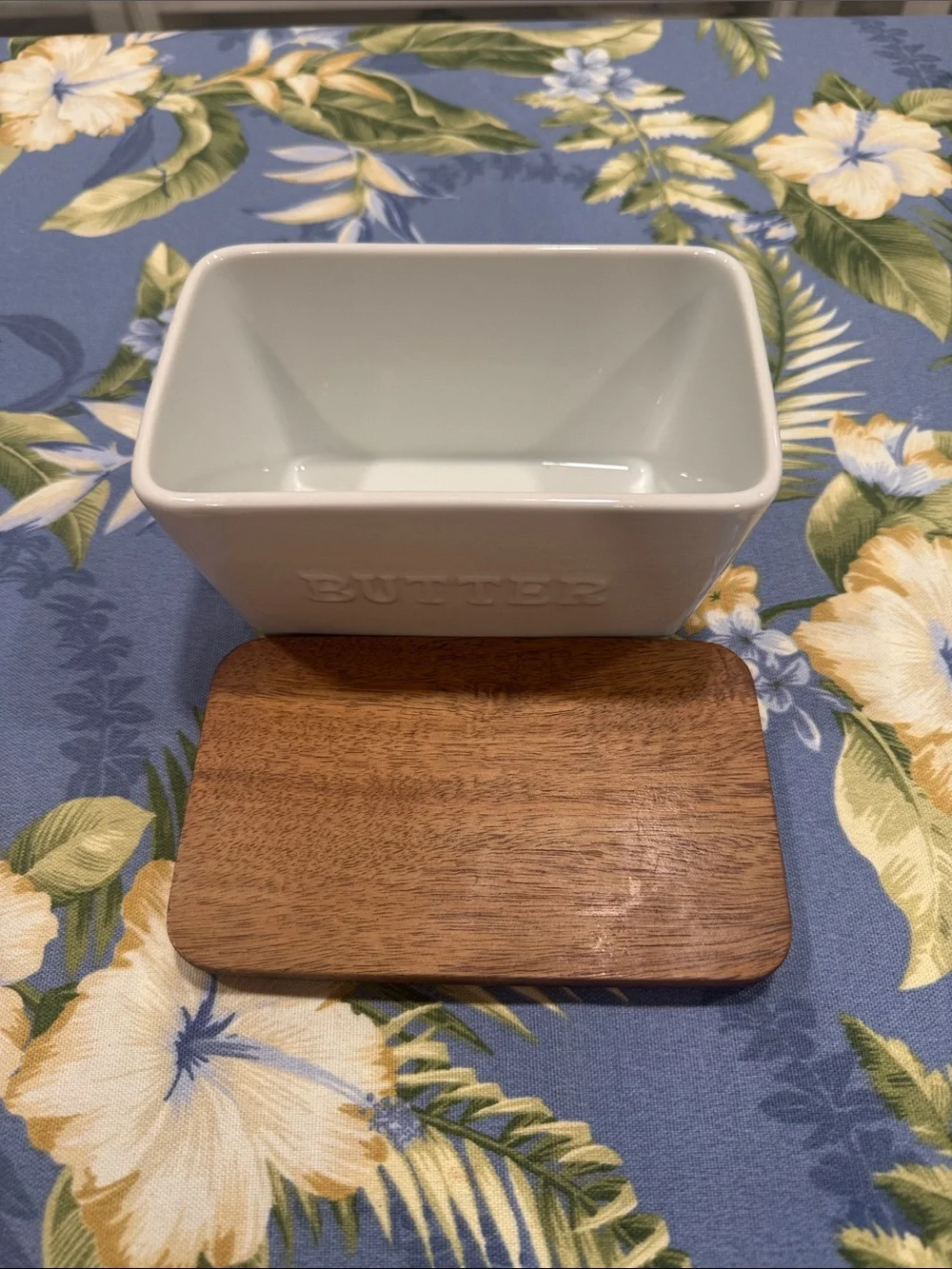 Better Homes And Gardens White Ceramic Butter Dish with Wood Lid